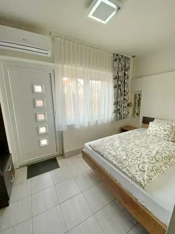 Hajdúszoboszló Szállás | Üdülőfalu (K0594-21) A kép szerzői jogvédelem alatt állhat. Javasolt a kapcsolatfelvétel a jog tulajdonossal.