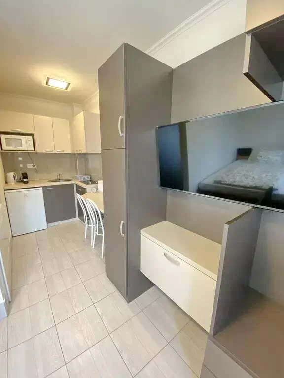  Cazare | Sat de vacanță (K0594-24) Imaginea poate fi supusă drepturilor de autor. Se recomandă contactarea titularului drepturilor.