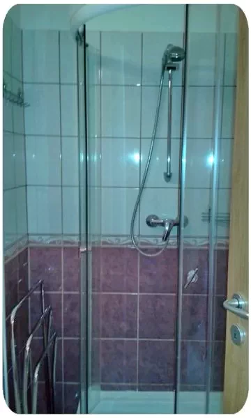 Hajdúszoboszló Szállás | Bungalow (K1101-11) A kép szerzői jogvédelem alatt állhat. Javasolt a kapcsolatfelvétel a jog tulajdonossal.