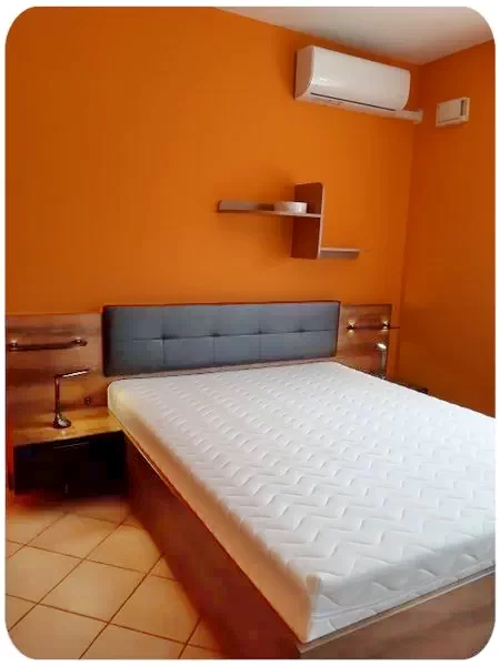  Cazare | Apartament (K1101-13) Imaginea poate fi supusă drepturilor de autor. Se recomandă contactarea titularului drepturilor.