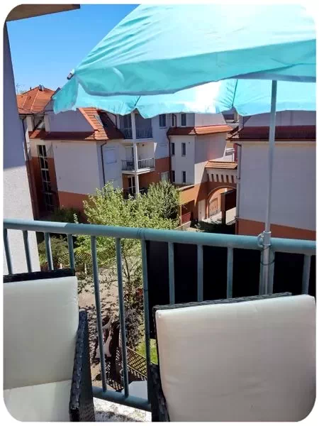 Hajdúszoboszló Szállás | Apartmanház (K1101-14) A kép szerzői jogvédelem alatt állhat. Javasolt a kapcsolatfelvétel a jog tulajdonossal.