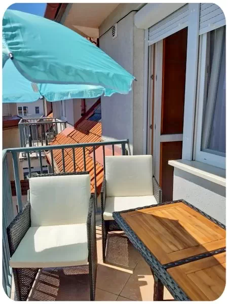  Cazare | Bungalow (K1101-15) Imaginea poate fi supusă drepturilor de autor. Se recomandă contactarea titularului drepturilor.