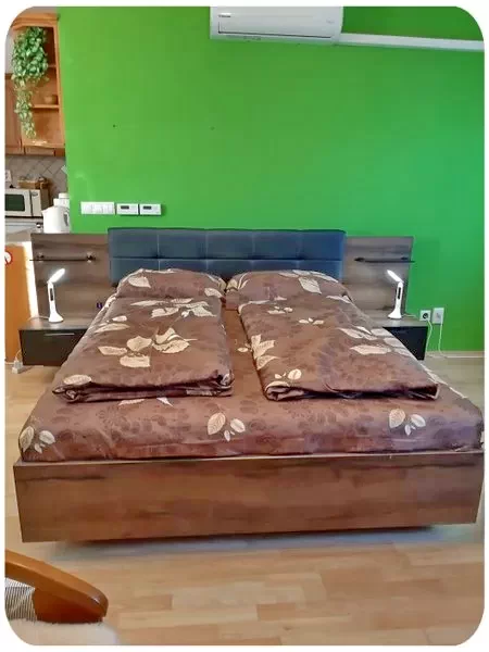  Cazare | Bungalow (K1101-28) Imaginea poate fi supusă drepturilor de autor. Se recomandă contactarea titularului drepturilor.