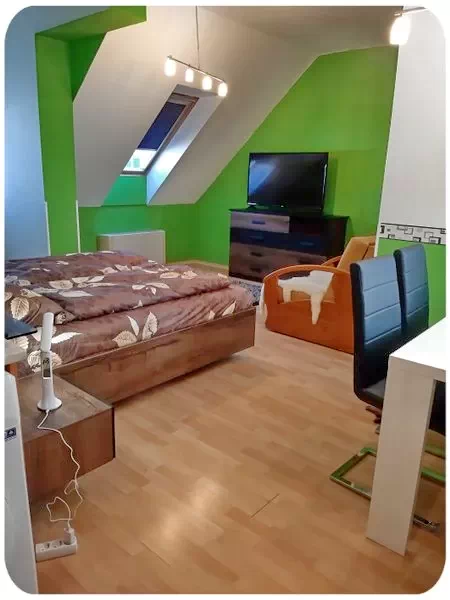  Cazare | Apartament (K1101-30) Imaginea poate fi supusă drepturilor de autor. Se recomandă contactarea titularului drepturilor.