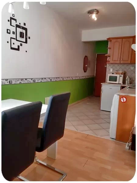  Cazare | Bungalow (K1101-41) Imaginea poate fi supusă drepturilor de autor. Se recomandă contactarea titularului drepturilor.