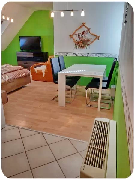  Cazare | Apartament (K1101-42) Imaginea poate fi supusă drepturilor de autor. Se recomandă contactarea titularului drepturilor.