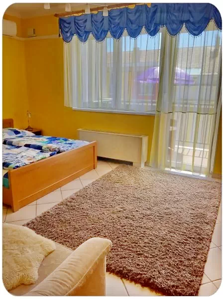 Hajdúszoboszló Szállás | Bungalow (K1101-53) A kép szerzői jogvédelem alatt állhat. Javasolt a kapcsolatfelvétel a jog tulajdonossal.