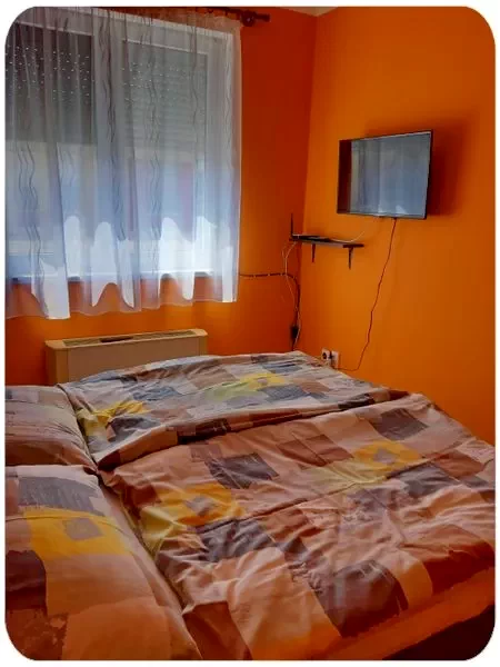  Cazare | Apartament (K1101-62) Imaginea poate fi supusă drepturilor de autor. Se recomandă contactarea titularului drepturilor.