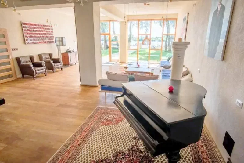 Crișan Cazare | Hotel**** (K1328-2) Imaginea poate fi supusă drepturilor de autor. Se recomandă contactarea titularului drepturilor.