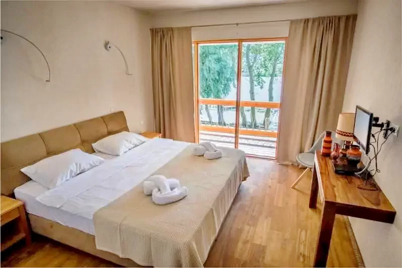 Crișan Cazare | Hotel**** (K1328-12) Imaginea poate fi supusă drepturilor de autor. Se recomandă contactarea titularului drepturilor.