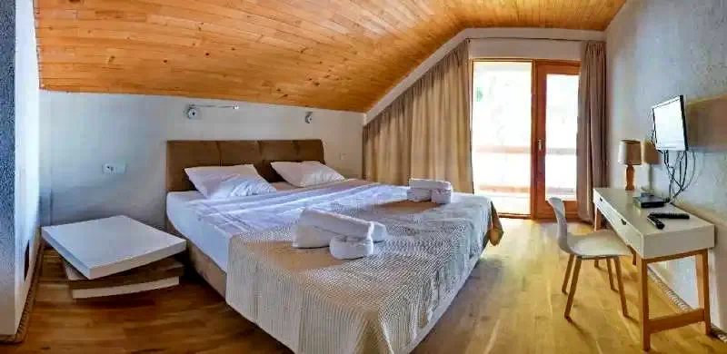 Crișan Cazare | Hotel**** (K1328-17) Imaginea poate fi supusă drepturilor de autor. Se recomandă contactarea titularului drepturilor.