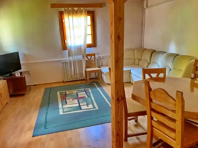 Băile Tușnad Cazare | Apartament (K0046-24) Imaginea poate fi supusă drepturilor de autor. Se recomandă contactarea titularului drepturilor.