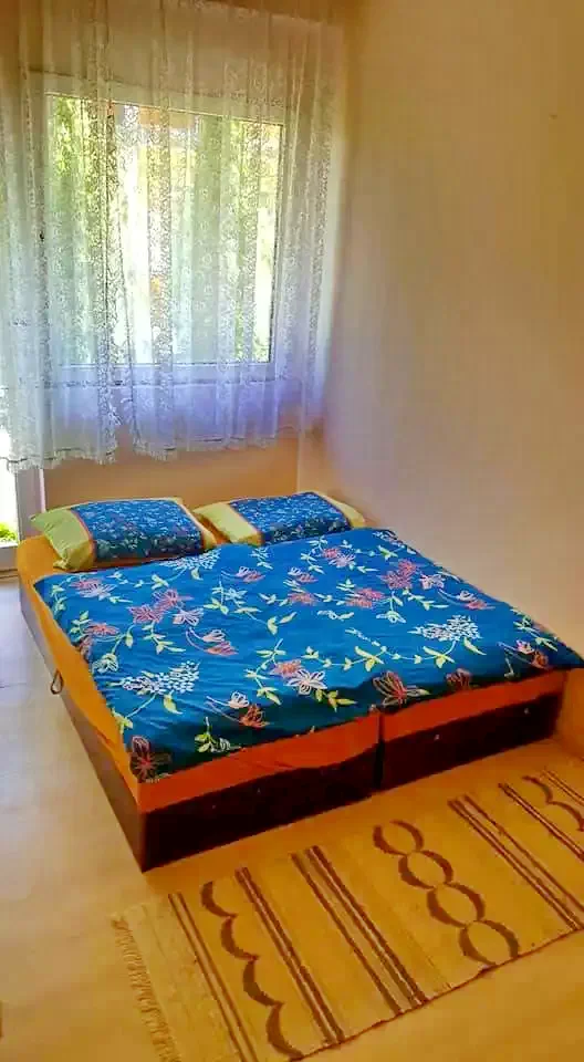 Jula Cazare | Bungalow (K1060-4) Imaginea poate fi supusă drepturilor de autor. Se recomandă contactarea titularului drepturilor.