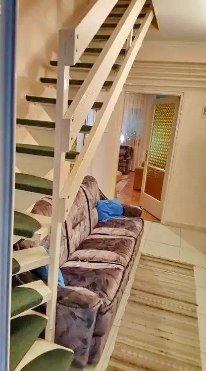 Jula Cazare | Bungalow (K1060-13) Imaginea poate fi supusă drepturilor de autor. Se recomandă contactarea titularului drepturilor.