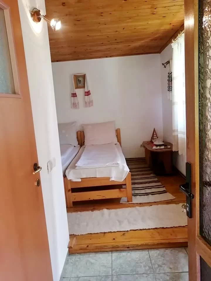 Gârda de Sus Cazare | Motel (K0325-8) Imaginea poate fi supusă drepturilor de autor. Se recomandă contactarea titularului drepturilor.