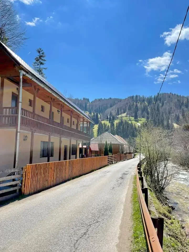 Felsőgirda Szállás | Motel (K0325-22) A kép szerzői jogvédelem alatt állhat. Javasolt a kapcsolatfelvétel a jog tulajdonossal.