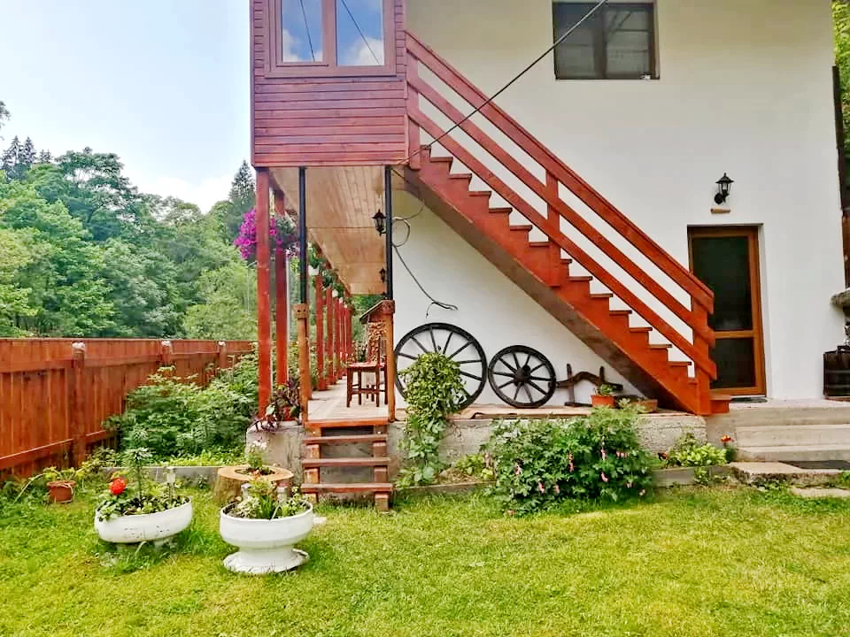 Felsőgirda Szállás | Motel (K0325-26) A kép szerzői jogvédelem alatt állhat. Javasolt a kapcsolatfelvétel a jog tulajdonossal.