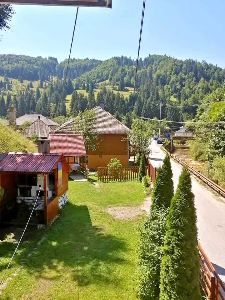 Felsőgirda Szállás | Motel (K0325-33) A kép szerzői jogvédelem alatt állhat. Javasolt a kapcsolatfelvétel a jog tulajdonossal.