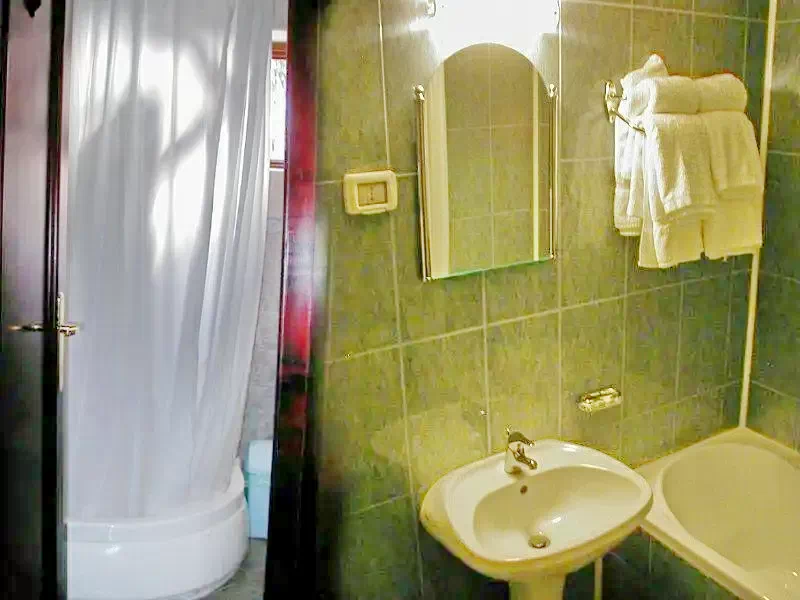 Borșa Cazare | Camping / Popas turistic (K1226-7) Imaginea poate fi supusă drepturilor de autor. Se recomandă contactarea titularului drepturilor.