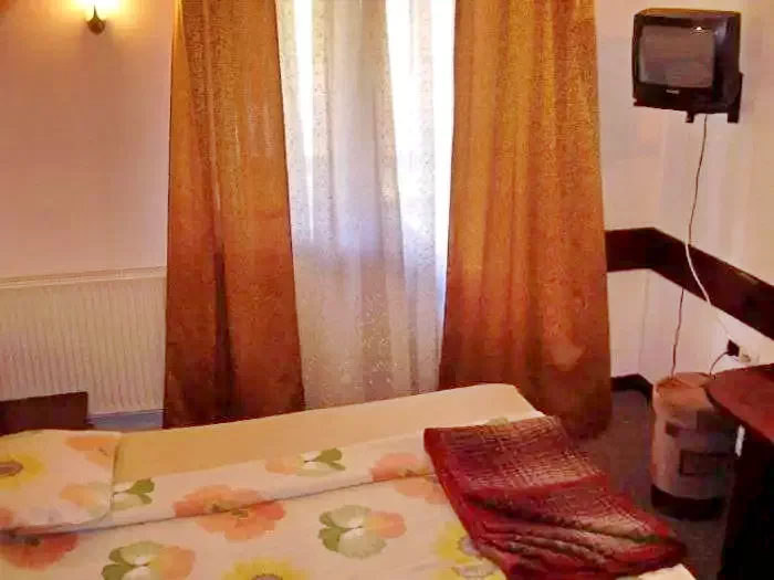 Borșa Cazare | Camping / Popas turistic (K1226-9) Imaginea poate fi supusă drepturilor de autor. Se recomandă contactarea titularului drepturilor.