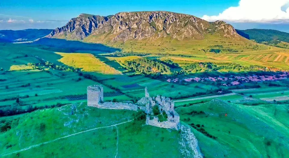 Cetatea de la Coltesti si Piatra Secuiului