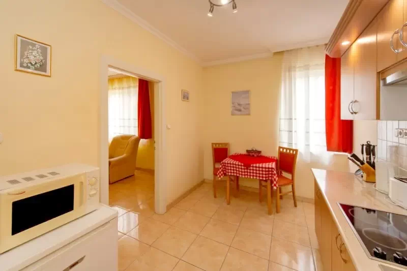 Hajdúszoboszló Szállás | Turisztikai panzió (K0171-14) A kép szerzői jogvédelem alatt állhat. Javasolt a kapcsolatfelvétel a jog tulajdonossal.