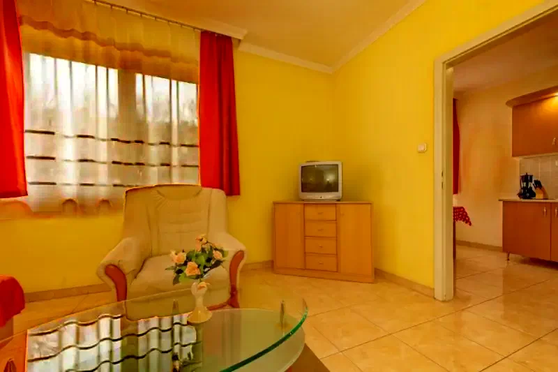 Hajdúszoboszló Szállás | Turisztikai panzió (K0171-15) A kép szerzői jogvédelem alatt állhat. Javasolt a kapcsolatfelvétel a jog tulajdonossal.