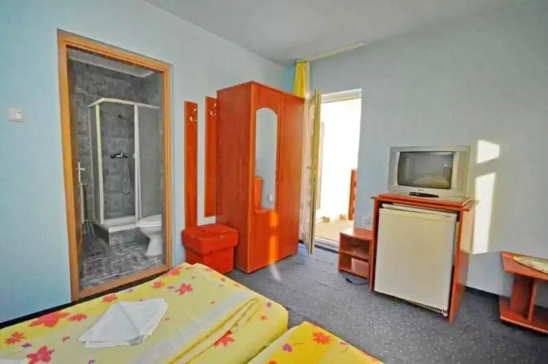 Gheorgheni Cazare | Motel (K0607-8) Imaginea poate fi supusă drepturilor de autor. Se recomandă contactarea titularului drepturilor.