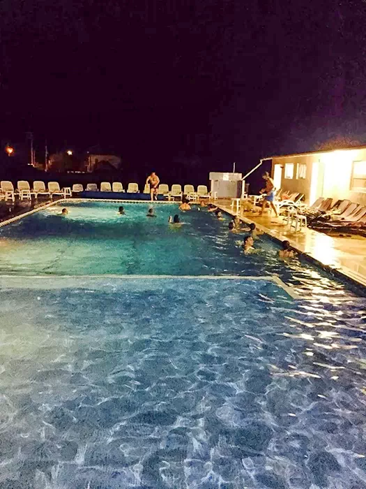 Fehérvölgy Szállás | Turisztikai panzió (K1030-23) A kép szerzői jogvédelem alatt állhat. Javasolt a kapcsolatfelvétel a jog tulajdonossal.