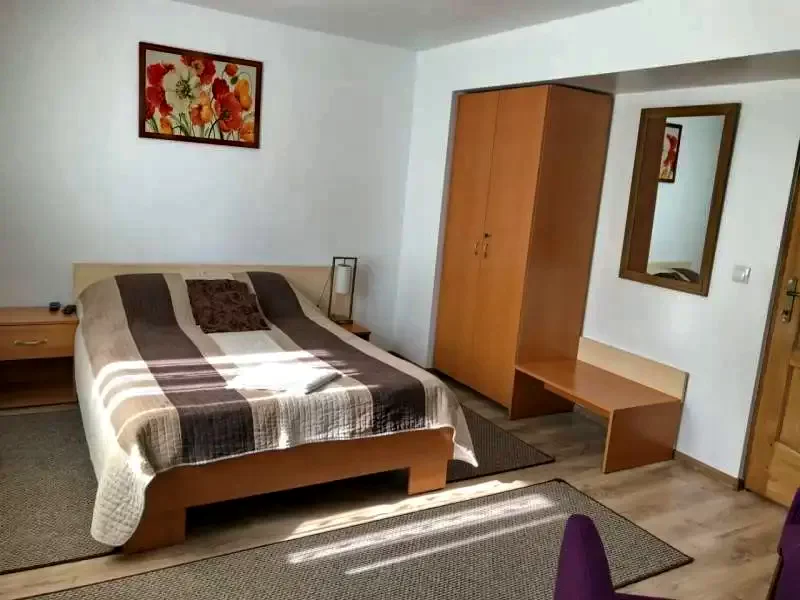 Colibița Cazare | Hotel**** (K1280-13) Imaginea poate fi supusă drepturilor de autor. Se recomandă contactarea titularului drepturilor.
