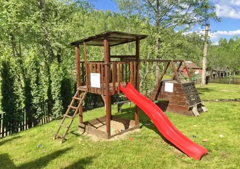 Colibița Cazare | Hotel**** (K1280-31) Imaginea poate fi supusă drepturilor de autor. Se recomandă contactarea titularului drepturilor.