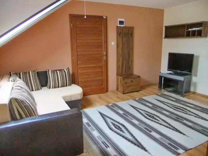 Gyula Szállás | Motel (K0327-2) A kép szerzői jogvédelem alatt állhat. Javasolt a kapcsolatfelvétel a jog tulajdonossal.