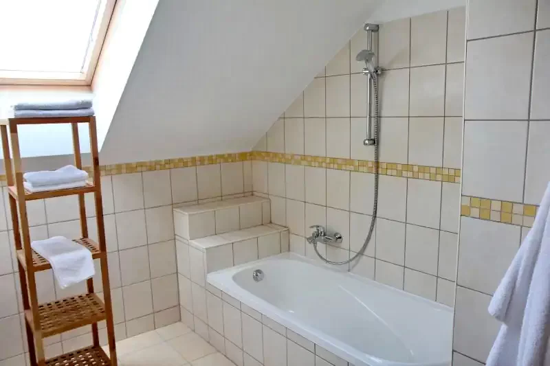 Gyula Szállás | Motel (K0327-5) A kép szerzői jogvédelem alatt állhat. Javasolt a kapcsolatfelvétel a jog tulajdonossal.