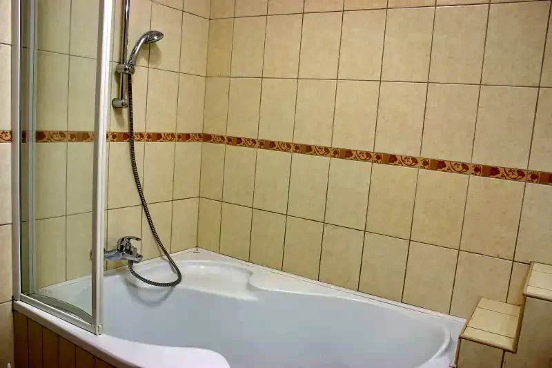 Gyula Szállás | Motel (K0327-15) A kép szerzői jogvédelem alatt állhat. Javasolt a kapcsolatfelvétel a jog tulajdonossal.