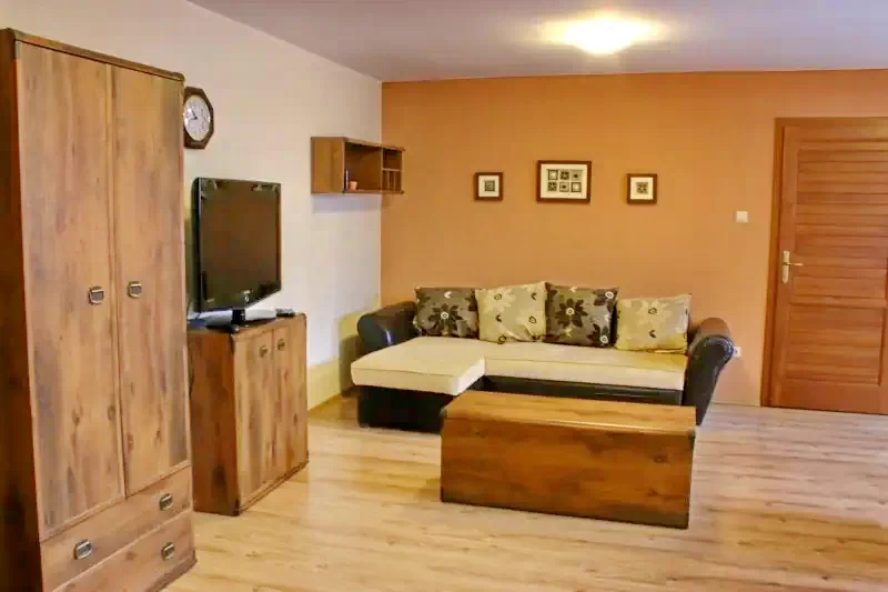 Gyula Szállás | Motel (K0327-23) A kép szerzői jogvédelem alatt állhat. Javasolt a kapcsolatfelvétel a jog tulajdonossal.