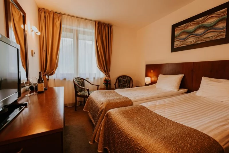 Băile Tușnad Cazare | Hotel*** (K1498-33) Imaginea poate fi supusă drepturilor de autor. Se recomandă contactarea titularului drepturilor.