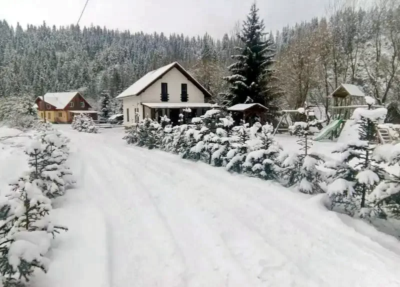 Szállás Gheorgheni - Cabana Kilián*** | Gyergyószentmiklós - Kilián Kulcsosház***. A kép szerzői jogvédelem alatt állhat. Javasolt a kapcsolatfelvétel a jog tulajdonossal.