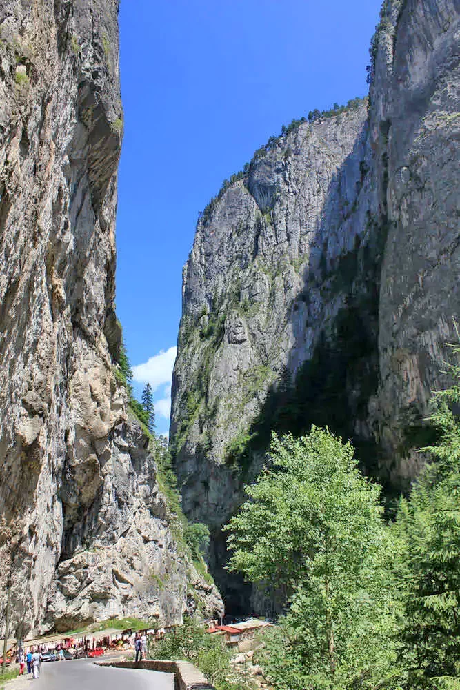 Gyilkostó Szállás | Panzió (K0910-43) A kép szerzői jogvédelem alatt állhat. Javasolt a kapcsolatfelvétel a jog tulajdonossal.