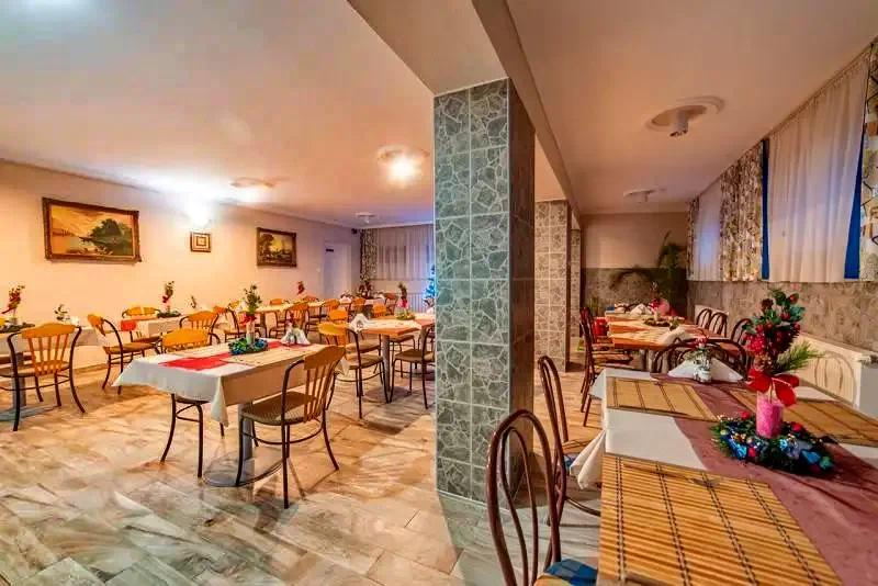 Hajdúszoboszló Szállás | Hotel*** (K0152-10) A kép szerzői jogvédelem alatt állhat. Javasolt a kapcsolatfelvétel a jog tulajdonossal.