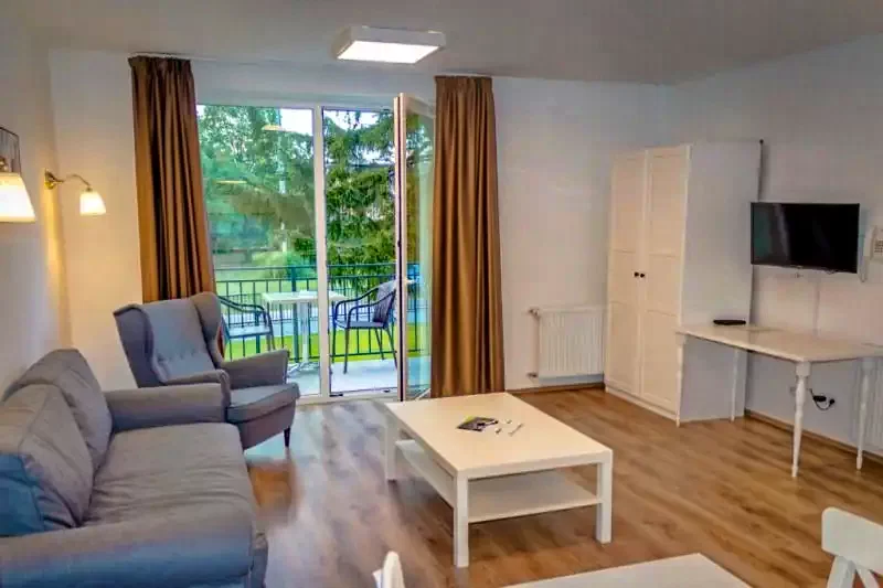  Cazare | Casă de oaspeți (K0606-12) Imaginea poate fi supusă drepturilor de autor. Se recomandă contactarea titularului drepturilor.