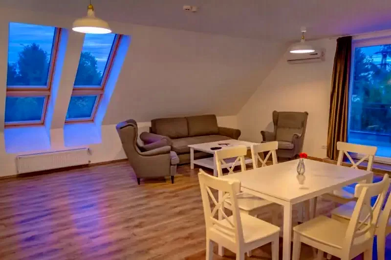 Siófok Szállás | Vendégház (K0606-15) A kép szerzői jogvédelem alatt állhat. Javasolt a kapcsolatfelvétel a jog tulajdonossal.