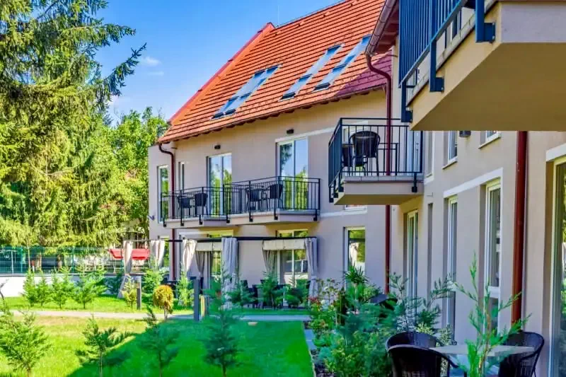 Siófok Szállás | Vendégház (K0606-27) A kép szerzői jogvédelem alatt állhat. Javasolt a kapcsolatfelvétel a jog tulajdonossal.