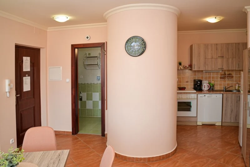 Hajdúszoboszló Szállás | Motel (K0838-59) A kép szerzői jogvédelem alatt állhat. Javasolt a kapcsolatfelvétel a jog tulajdonossal.