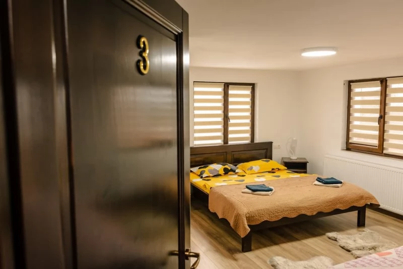 Colibița Cazare | Sat de vacanță (K1451-8) Imaginea poate fi supusă drepturilor de autor. Se recomandă contactarea titularului drepturilor.