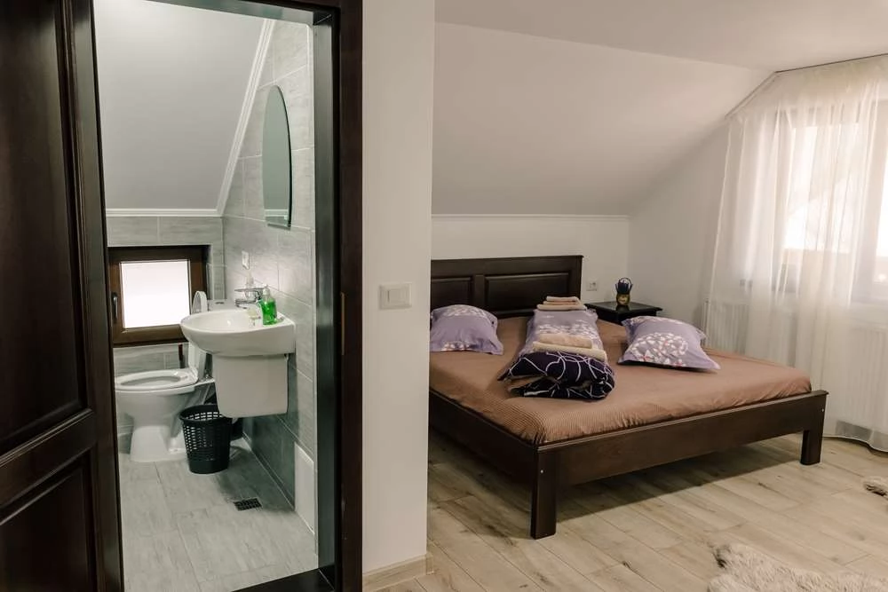 Colibița Cazare | Sat de vacanță (K1451-36) Imaginea poate fi supusă drepturilor de autor. Se recomandă contactarea titularului drepturilor.