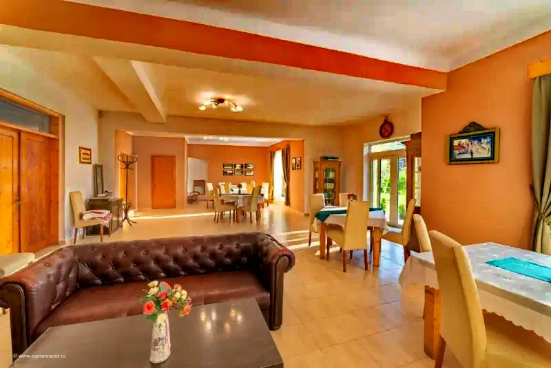 Bazna Cazare | Motel (K1389-3) Imaginea poate fi supusă drepturilor de autor. Se recomandă contactarea titularului drepturilor.