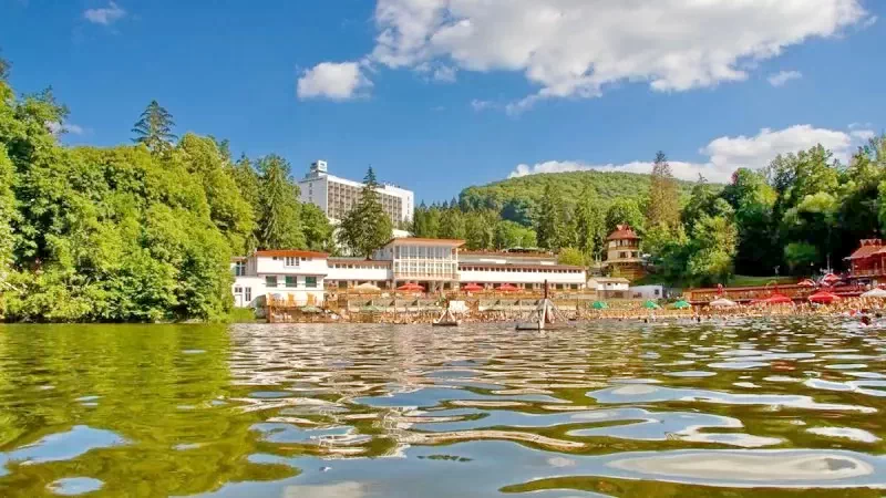 Szállás Sovata - Casa Panorama | Szováta - Panoráma Ház. A kép szerzői jogvédelem alatt állhat. Javasolt a kapcsolatfelvétel a jog tulajdonossal.