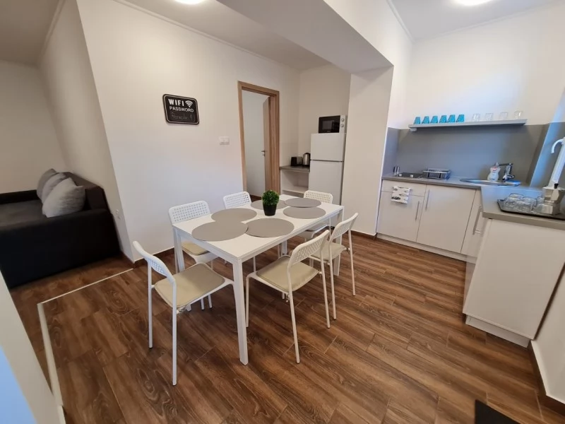 Jula Cazare | Apartament (K1049-4) Imaginea poate fi supusă drepturilor de autor. Se recomandă contactarea titularului drepturilor.