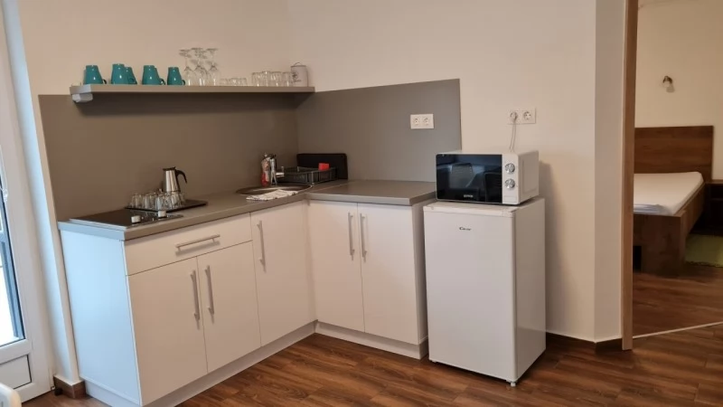 Jula Cazare | Apartament (K1049-55) Imaginea poate fi supusă drepturilor de autor. Se recomandă contactarea titularului drepturilor.