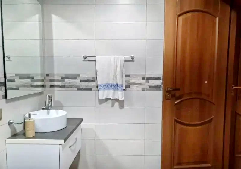 Colibița Cazare | Camping / Popas turistic (K1282-22) Imaginea poate fi supusă drepturilor de autor. Se recomandă contactarea titularului drepturilor.